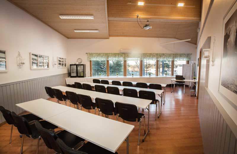 Kokoustilat saaristossa lähellä Helsinkiä